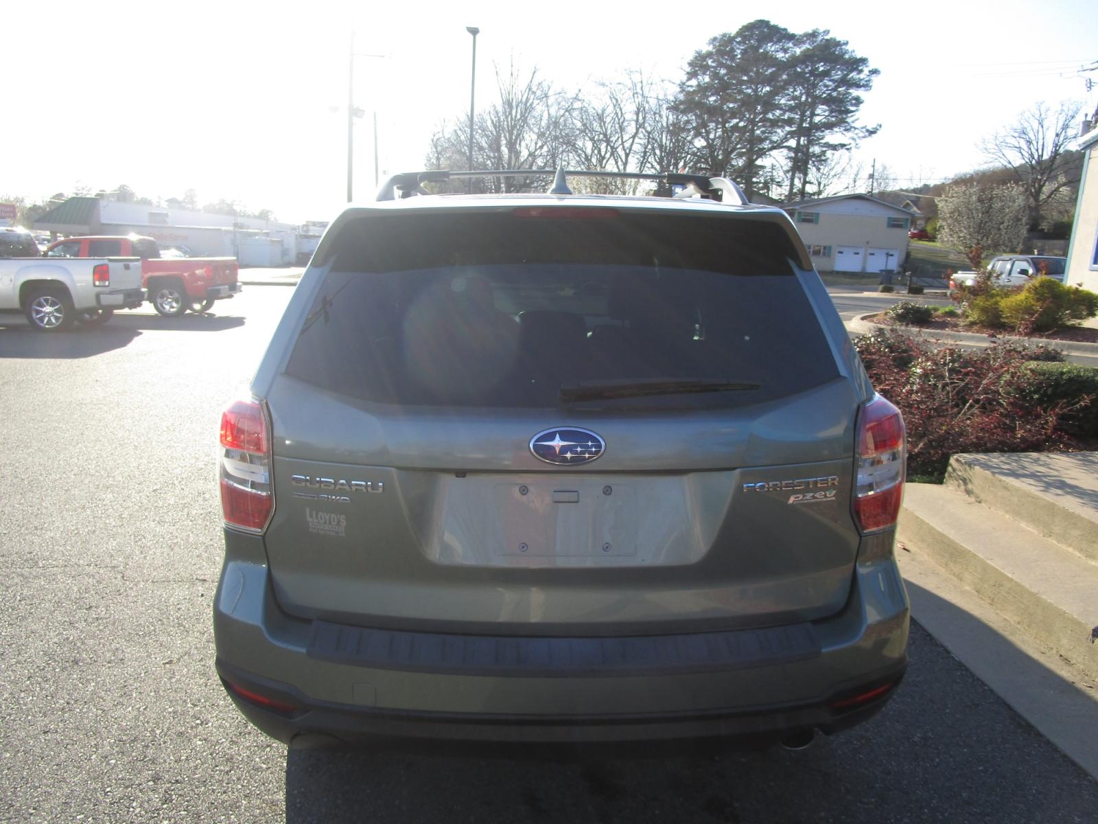 2016 Green Subaru Forester (JF2SJAKC7GH) , located at 1814 Albert Pike Road, Hot Springs, AR, 71913, (501) 623-1717, 34.494228, -93.094070 - Photo #3